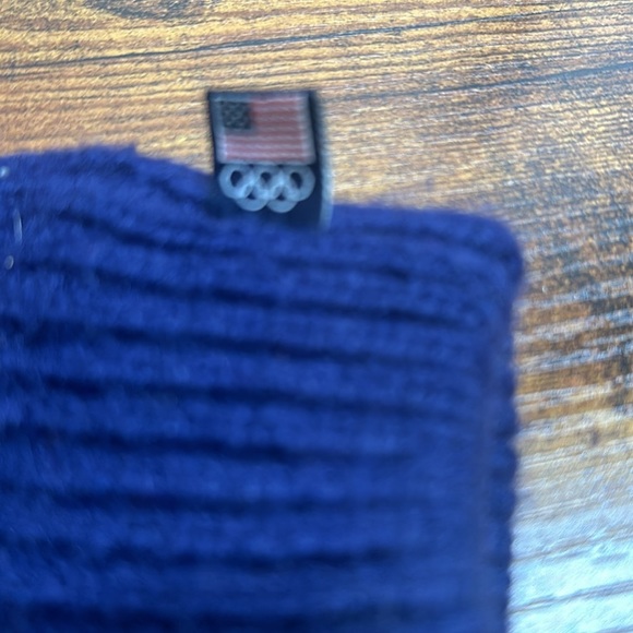 Team USA Olympic Winter Mittens - Picture 4 of 4